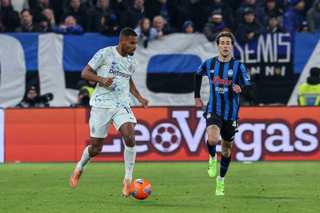 Atalanta v Inter Milan, Serie A football, Bergamo, Italy Bergamo, Italy. 28th, December 2025. Andy Diouf (17) of Inter Milan seen during the Serie A match between Atalanta and Inter Milan at New Balance Stadium in Bergamo. Italy, Bergamo  Copyright: xGonzalesxPhoto StefanoxNicolix