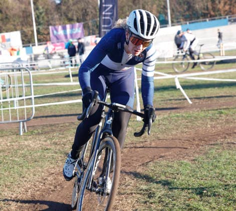28.12.2025 Radsport Darmstädter Crossrennen an der Radrennbahn hier Elite Frauen Siegerin Startnummer 3 Lisa Heckmann VC Darmstadt Darmstadt Hessen Deutschland