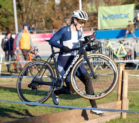 28.12.2025 Radsport Darmstädter Crossrennen an der Radrennbahn hier Elite Frauen Siegerin Startnummer 3 Lisa Heckmann VC Darmstadt Darmstadt Hessen Deutschland