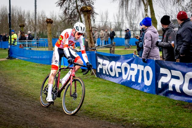 Viktor Vandenberghe - PAUWELS SAUZEN - ALTEZ INDUSTRIEBOUW CT during the XÂ²O Badkamers Trofee 2025 men U23 in LOENHOUT, Belgium on 29 december 2025, (photo by Marcel van Dorst EYE4images DeFodi Images) -