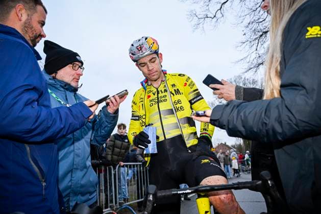 X2O Badkamers Trofee 2025-2026 Loenhout LOENHOUT, BELGIUM - DECEMBER 29 : Van Aert Wout (BEL) of Visma Lease A Bike during an interview after the race during the 5th leg of the Azencross X2O Badkamers Trofee 2025-2026 a cyclocross race for Men Elite on December 29, 2025 in Loenhout, Belgium, 29 12 2025 ( Loenhout Belgium  Copyright: xNicoxVereeckenx