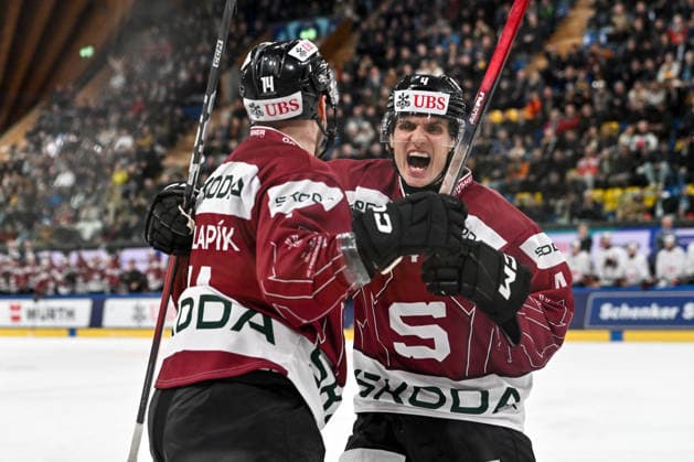 DAVOS, SWITZERLAND - DECEMBER 29: Filip Chlapik of Sparta Praha L) celebrate his goal with Jakub Sirota of Sparta Praha R) during the Spengler Cup Davos match between HC Sparta Praha v Team Canada at Zondacrypto-Arena on December 29, 2025 in Davos, Switzerland. Davos Graubunden Switzerland Copyright: xJustPictures.ch AndreaxBrancax jp-en-EuSpIm-AB_29122025_AAB_5415
