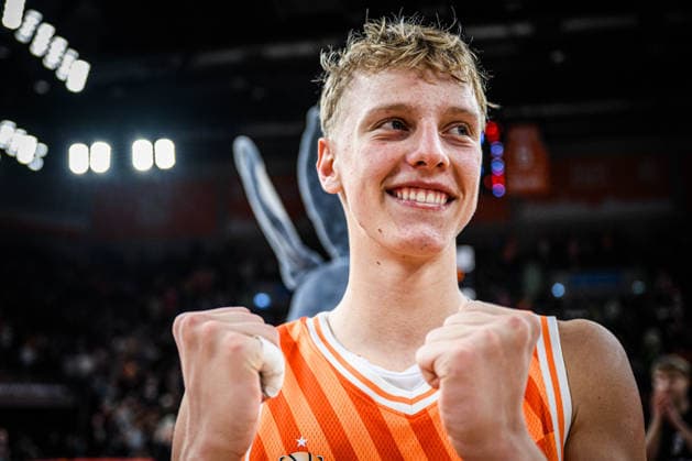 Neu Ulm, Deutschland, 29.12.25: Teo Milicic (ratiopharm ulm) gestikuliert, gestik, jubelt waehrend des Basketball Bundesliga Spiels zwischen ratiopharm ulm vs Fitness first Wuerzburg Baskets in der ratiopharm Arena am 29. Dezember 2025 in Neu Ulm, Deutschland. (Foto von Harry Langer DeFodi Images) ratiopharm Arena, Germany, 29.12.25: Teo Milicic (ratiopharm ulm) gestures during the Basketball Bundesliga match between ratiopharm ulm vs Fitness first Wuerzburg Baskets at Neu Ulm on December 29, 2025 in ratiopharm Arena, Germany. (Photo by Harry Langer DeFodi Images) (Photo by Harry Langer DeFodi Images) -