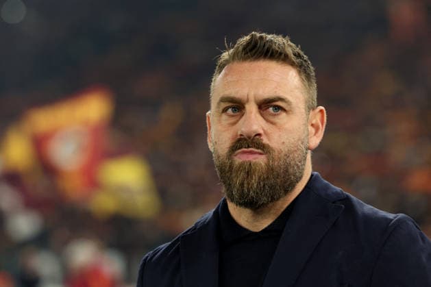 CALCIO - Serie A - AS Roma vs Genoa CFC Rome, Italy - December 29, 2025: Daniele De Rossi coach of Genoa C.F.C. back to Olympic Stadium during the Serie A Enilive 2025-2026 football match between AS Roma vs Genoa CFC at Olympic Stadium. Rome Italy  Copyright: xIPAxSport ABACAx