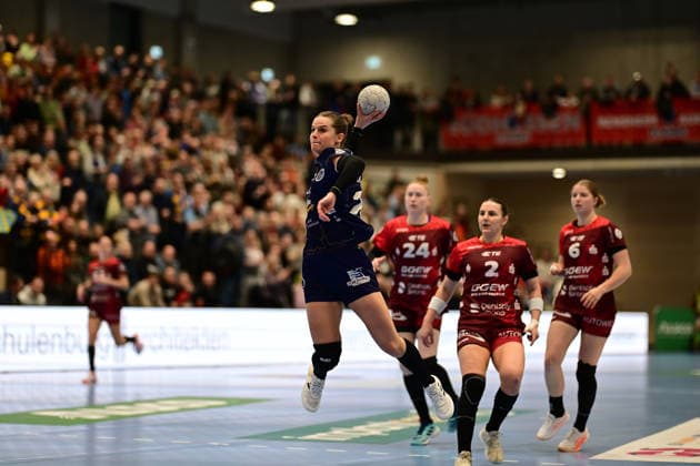 Handball I Frauen I Saison 2025-2026 I 1. HBF I 10. Spieltag I Buxtehuder SV - HSG Bensheim-Auerbach I 30.12.2025 Teresa von Prittwitz (28, Buxtehuder Sportverein) Buxtehude Halle Nord Niedersachsen Deutschland Copyright: xLobeca FelixxSchlikisx