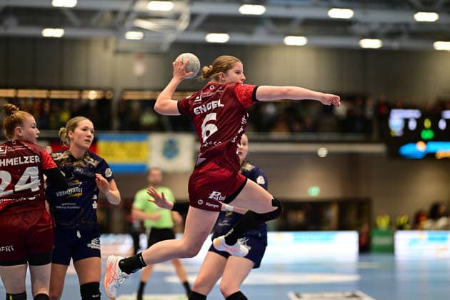 Handball I Frauen I Saison 2025-2026 I 1. HBF I 10. Spieltag I Buxtehuder SV - HSG Bensheim-Auerbach I 30.12.2025 Nina Engel (6, HSG Bensheim Auerbach) Buxtehude Halle Nord Niedersachsen Deutschland Copyright: xLobeca FelixxSchlikisx
