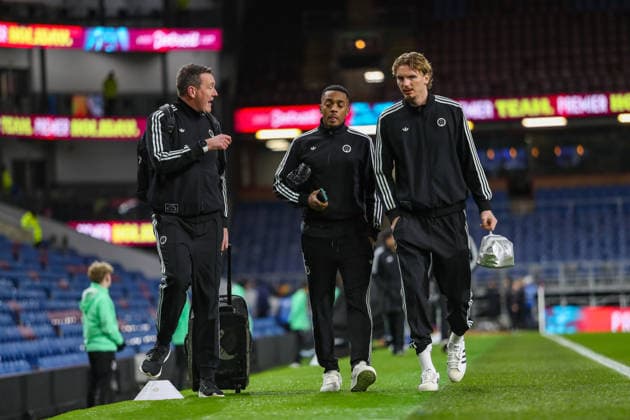 Burnley v Newcastle United, Premier League Nick Woltemade Of Newcastle United & Joe Willock Of Newcastle United Arrive during the Burnley v Newcastle United Premier League match at Turf Moor, Burnley, England on 30 December 2025 Credit: Lee Keuneke Every Second Media Editorial use only. All images are copyright Every Second Media Limited. No images may be reproduced without prior permission. All rights reserved. Premier League and Football League images are subject to licensing agreements with Football DataCo Limited. see https: www.football-dataco.com Copyright: xIMAGO EveryxSecondxMediax ESM-1730-0014 LeexKeunekex xEveryxSecondxMediax