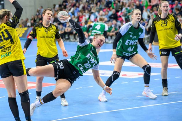 Handball Frauen 1. Bundesliga HBF Saison 2025 2026 10. Spieltag VfL Oldenburg vs. Borussia Dortmund 30.12.2025 Ariane Pfundstein (20, VfL Oldenburg)