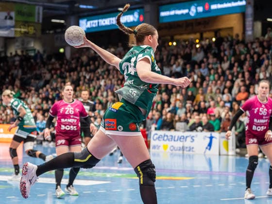 Luisa Scherer (Frisch Auf Frauen, 24) von aussen, Frisch Auf Goeppingen vs. TuS Metzingen, Handball, 1. Bundesliga, Spielzeit 2025 2026, 30.12.2025 Frisch Auf Goeppingen vs. TuS Metzingen, Handball, 1. Bundesliga, Spielzeit 2025 2026, 30.12.2025 Goeppingen Copyright: xMichaelxSchmidt Eibner-Pressefotx EP_MST