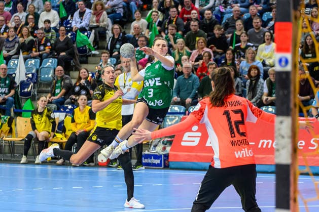 Handball Frauen 1. Bundesliga HBF Saison 2025 2026 10. Spieltag VfL Oldenburg vs. Borussia Dortmund 30.12.2025 Lana Teiken (3, VfL Oldenburg)