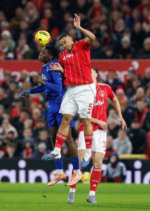 Nottingham, England, 30th December 2025. Thierno Barry of Everton and Murillo of Nottingham Forest battle for the ball during the Nottingham Forest vs Everton Premier League match at the City Ground, Nottingham. Picture credit should read: Cody Froggatt Sportimage EDITORIAL USE ONLY. No use with unauthorised audio, video, data, fixture lists, club league logos or live services. Online in-match use limited to 120 images, no video emulation. No use in betting, games or single club league player publications. SPI_021_CF_NOTTINGHAM_FOREST_V_EVERTON SPI-4403-0021