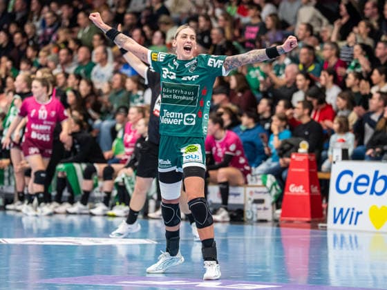 Luisa Schulze (Frisch Auf Frauen, 33) jubelt lautstark, Frisch Auf Goeppingen vs. TuS Metzingen, Handball, 1. Bundesliga, Spielzeit 2025 2026, 30.12.2025 Frisch Auf Goeppingen vs. TuS Metzingen, Handball, 1. Bundesliga, Spielzeit 2025 2026, 30.12.2025 Goeppingen Copyright: xMichaelxSchmidt Eibner-Pressefotx EP_MST
