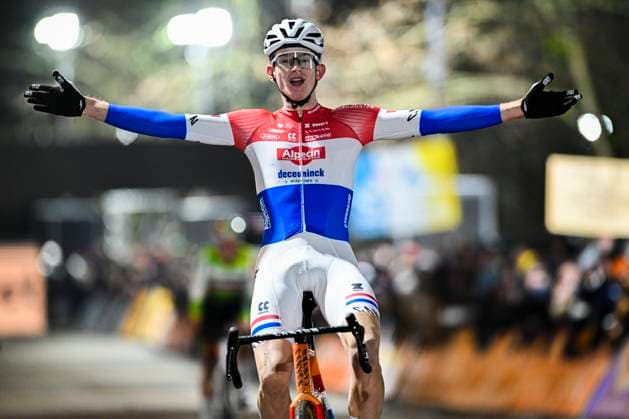 Telenet Superprestige 2025-2026 Diegem DIEGEM, BELGIUM - DECEMBER 30 : Del Grosso Tibor (NED) of Alpecin-Deceuninck celebrating his victory during the 6th leg of the Diegem Telenet Superprestige 2025-2026 a cyclocross race for Men Elite on December 30, 2025 in Diegem, Belgium, 30 12 2025 ( Diegem Belgium  Copyright: xNicoxVereeckenx