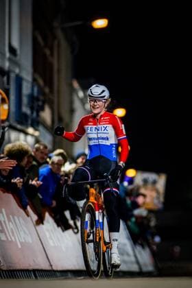 Dutch Puck Pieterse celebrates as she crosses the finish line at the women elite race of Diegem Cross cyclocross cycling event, Tuesday 30 December 2025 in Diegem, stage 6 8 in the Superprestige cyclocross cycling competition. JASPERxJACOBS  x152455594x