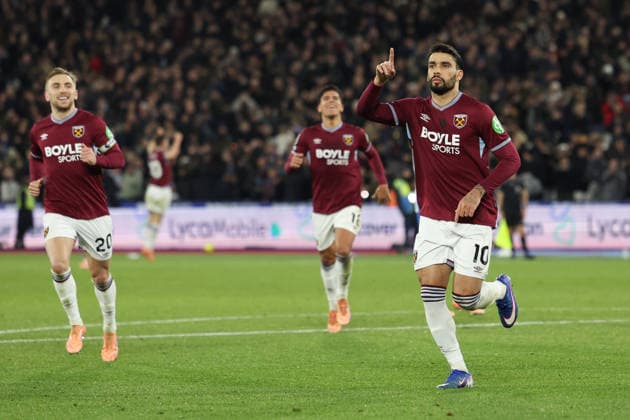 West Ham United v Brighton & Hove Albion, Premier League West Ham midfielder Lucas Paqueta (10) celebrates scoring his teams second goal 2-1 during the West Ham United v Brighton & Hove Albion Premier League match at the London Stadium, London, England on 30 December 2025 Credit: Sally Rawlins Every Second Media Editorial use only. All images are copyright Every Second Media Limited. No images may be reproduced without prior permission. All rights reserved. Premier League and Football League images are subject to licensing agreements with Football DataCo Limited. see https: www.football-dataco.com Copyright: xIMAGO EveryxSecondxMediax ESM-1728-0044 SallyxRawlinsx xEveryxSecondxMediax