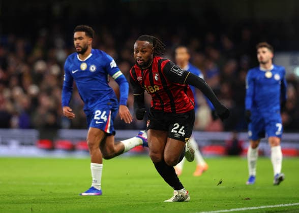 30th December 2025; Stamford Bridge, Chelsea, London, England: Premier League Football, Chelsea versus Bournemouth; Antoine Semenyo of AFC Bournemouth  JohnxPatrickxFletcher