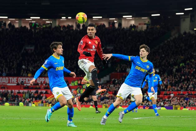 Manchester United, ManU v Wolverhampton Wanderers, Premier League Casemiro (18) of Manchester United heads the ball during the Premier League match between Manchester United and Wolverhampton Wanderers at Old Trafford, Manchester, UK on 30 December 2025. Manchester Old Trafford Greater Manchester UK Editorial use only DataCo restrictions apply See www.football-dataco.com , Copyright: xConorxMolloyx PSI-23486-0104