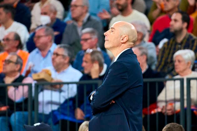 December 30, 2025, Valencia, Spain: Joan Penarroya (Partizan Mozzart Bet Belgrade, Coach) seen during the Euroleague Regular Season Round 19 between Valencia Basket and Partizan Mozzart Bet Belgrade at Roig Arena Stadium. Final score; Valencia Basket 86:63 Partizan Mozzart Bet Belgrade Valencia Spain - ZUMAs197 20251230_aaa_s197_256 Copyright: xGermanxVidalxPoncex