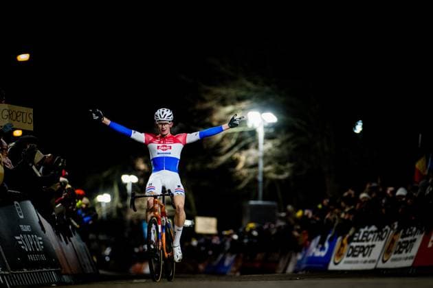 Dutch Tibor Del Grosso celebrates as he crosses the finish line to win the men elite race of Diegem Cross cyclocross cycling event, Tuesday 30 December 2025 in Diegem, stage 6 8 in the Superprestige cyclocross cycling competition. JASPERxJACOBS  x152536896x