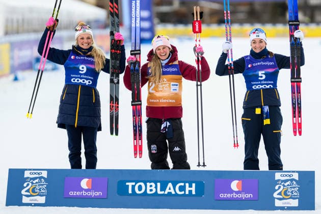 251231 Emma Ribom of Sweden, Jessie Diggins of the United States and Moa Ilar of Sweden celebrate after the women s 5km free technique mass start during day 4 of Tour de Ski on December 31, 2025 in Toblach. Photo: Maxim Thore BILDBYRAN kod MT MT0936 skidor cross-country skiing langrenn tour de ski dam bbeng tour de ski 2025 2026 25 26 masstart jubel Sverige *** 251231 Emma Ribom of Sweden, Jessie Diggins of the United States and Moa Ilar of Sweden celebrate after the women s 5km free technique mass start during day 4 of Tour de Ski on December 31, 2025 in Toblach Photo Maxim Thore BILDBYRAN kod MT MT0936 skidor cross country skiing langrenn tour de ski dam bbeng tour de ski 2025 2026 25 26 masstart jubel Sverige  Copyright: MAXIMxTHORE BB251231MT152