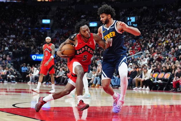 December 31, 2025, Toronto, On, CANADA: Toronto Raptors guard Immanuel Quickley (5) tries to get around Denver Nuggets guard Jamal Murray (27) during second half NBA, Basketball Herren, USA action in Toronto on Wednesday December 31, 2025. Canada News - December 31, 2025  - ZUMAc35_ 20251231_zaf_c35_069 Copyright: xFrankxGunnx