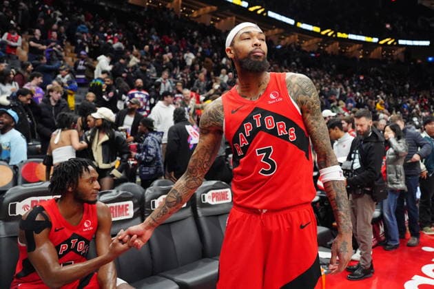 December 31, 2025, Toronto, On, CANADA: Toronto Raptors forward Brandon Ingram (3) and teammate Immanuel Quickley (5) react after Ingram s basket against the Denver Nuggets was ruled that it came after the game clock sounded in NBA, Basketball Herren, USA action in Toronto on Wednesday December 31, 2025. Canada News - December 31, 2025  - ZUMAc35_ 20251231_zaf_c35_071 Copyright: xFrankxGunnx