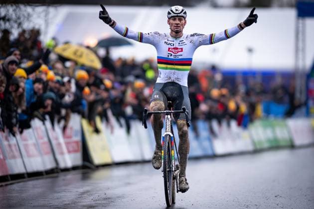Dutch Mathieu Van Der Poel celebrates as he crosses the finish line to win the men s elite race of the GP Sven Nys cyclocross cycling event on Thursday 01 January 2026 in Baal, stage 6 8 in the X2O Badkamers Trofee Veldrijden competition. DAVIDxPINTENS  x152834156x