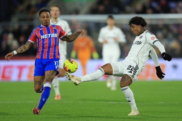 Crystal Palace v Fulham, Premier League Fulham midfielder Kevin (22) controls the ball during the Premier League match between Crystal Palace and Fulham at Selhurst Park, London, UK on 1 January 2026. London Selhurst Park Greater London UK Editorial use only DataCo restrictions apply See www.football-dataco.com , Copyright: xSimonxRoex PSI-23503-0017