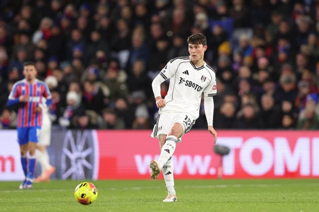 1st January 2026; Selhurst Park, Selhurst, London, England; Premier League Football, Crystal Palace versus Fulham; Jorge Cuenca of Fulham passes the ball  KatiexChan