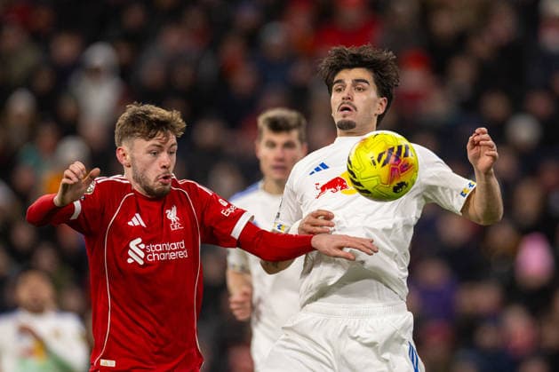 Football - FA Premier League - Liverpool FC v Leeds United FC LIVERPOOL, ENGLAND - New Year s Day, Thursday, January 1, 2026: (L-R) Liverpool s Conor Bradley and Leeds United s Pascal Struijk during the FA Premier League match between Liverpool FC and Leeds United FC at Anfield. (Photo by David Rawcliffe Propaganda) LIVERPOOL Anfield MERSEYSIDE ENGLAND  Copyright: xDavidxRawcliffex P2026-01-01-Liverpool_Leeds-37