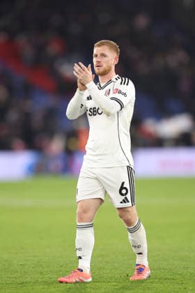 1st January 2026; Selhurst Park, Selhurst, London, England; Premier League Football, Crystal Palace versus Fulham; Harrison Reed of Fulham thanking the fans after the match  KatiexChan