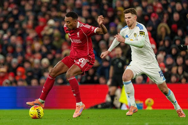 Liverpool v Leeds United - Premier League Liverpool s Ryan Gravenberch is in action with Anton Stach of Leeds United during the Premier League match between Liverpool and Leeds United at Anfield in Liverpool, England, on January 1, 2026. Liverpool Merseyside United Kingdom  Copyright: xMIxNewsx originalFilename:fletcher-liverpoo260101_nppOJ.jpg