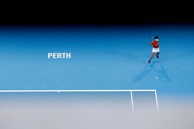 TENNIS UNITED CUP PERTH, Naomi Osaka of Japan in action against Maria Sakkari of Greece during the United Cup day one match between Greece and Japan at RAC Arena in Perth, Friday, January 2, 2026. ( NO ARCHIVING, EDITORIAL USE ONLY PERTH WESTERN AUSTRALIA AUSTRALIA  Copyright: xRICHARDxWAINWRIGHTx 20260102154316025892