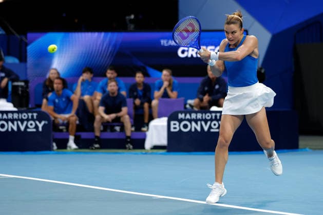 TENNIS UNITED CUP PERTH, Maria Sakkari of Greece in action against Naomi Osaka of Japan during the United Cup day one match between Greece and Japan at RAC Arena in Perth, Friday, January 2, 2026. ( NO ARCHIVING, EDITORIAL USE ONLY PERTH WESTERN AUSTRALIA AUSTRALIA  Copyright: xRICHARDxWAINWRIGHTx 20260102166303125341