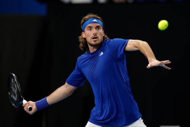 TENNIS UNITED CUP PERTH, Stefanos Tsitsipas of Greece in action against Shintaro Mochizuki of Japan during the United Cup day one match between Greece and Japan at RAC Arena in Perth, Friday, January 2, 2026. ( NO ARCHIVING, EDITORIAL USE ONLY PERTH WESTERN AUSTRALIA AUSTRALIA  Copyright: xRICHARDxWAINWRIGHTx 20260103158060508097