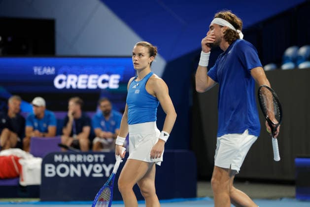 TENNIS UNITED CUP PERTH, Stefanos Tsitsipas and Maria Sakkari of Greece in action against Yasutaka Uchiyama and Nao Hibino of Japan during the United Cup day one doubles match between Greece and Japan at RAC Arena in Perth, Friday, January 2, 2026. ( NO ARCHIVING, EDITORIAL USE ONLY PERTH WESTERN AUSTRALIA AUSTRALIA  Copyright: xRICHARDxWAINWRIGHTx 20260103137288719825