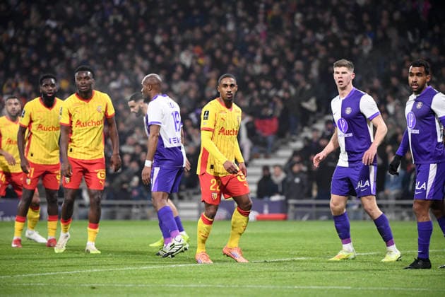 Toulouse FC v RC Lens - Ligue 1 McDonald s 2025 2026 22 Wesley SAID (rcl) - 04 Charlie CRESSWELL (tfc) during the Ligue 1 McDonald s match between Toulouse and Lens at Stadium de Toulouse on January 2, 2026 in Toulouse, France. Toulouse France  Copyright: xFEPx 776348241