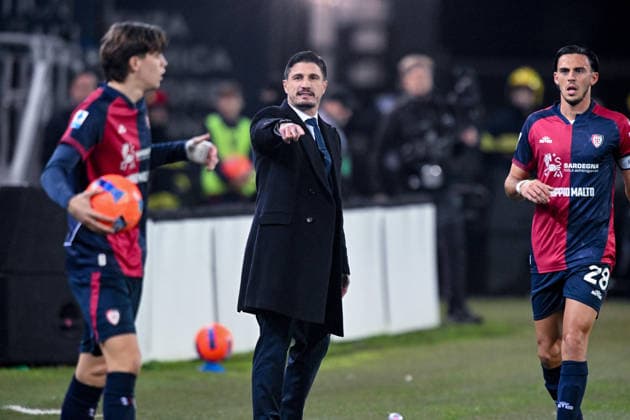 Cagliari s coach Fabio Pisacane during the Serie A soccer match between Cagliari Calcio and AC Milan at the Unipol Domus in Cagliari, Sardinia - Friday, 2nd January 2026. - Soccer  Copyright: xGianlucaxZuddas LaPressex
