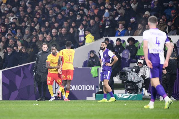 Toulouse FC v RC Lens - Ligue 1 McDonald s 2025 2026 22 Rafik MESSALI (tfc) - 38 Rayan FOFANA (rcl) during the Ligue 1 McDonald s match between Toulouse and Lens at Stadium de Toulouse on January 2, 2026 in Toulouse, France. Toulouse France  Copyright: xFEPx 776348241