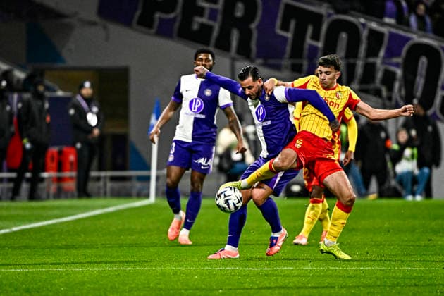 FOOTBALL : Toulouse vs Lens - 17eme Journee de Ligue1 McDonald S - Toulouse - 02 01 2026 Aron Donnum (tfc) Sanson Baidoo (rcl) Toulouse  Copyright: xThierryxBretonx