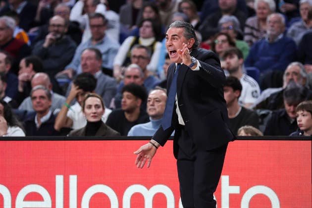 January 2, 2026, Madrid, Madrid, Spain: Sergio Scariolo, head coach of Real Madrid gestures during the Turkish Airlines EuroLeague Regular Season Round 19 match between Real Madrid and Dubai Basketball at Movistar Arena on January 02 2026, in Madrid, Spain. Madrid Spain - ZUMAa181 20260102_zaa_a181_153 Copyright: xIrinaxR.xHipolitox