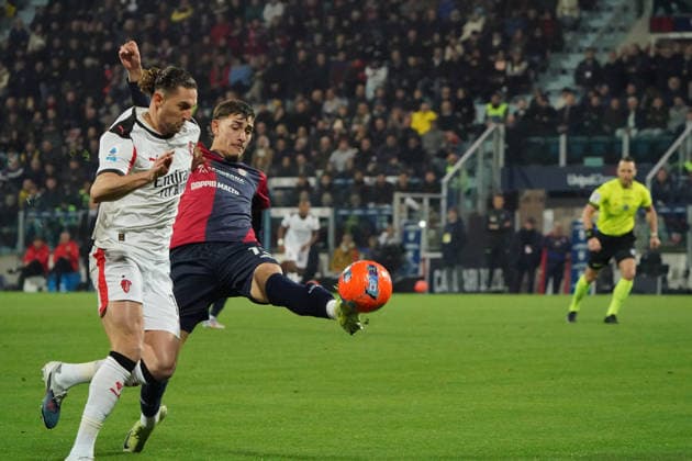 Cagliari Calcio v AC Milan - Serie A Juan Rodriguez ( 15 Cagliari Calcio) and Adrien Rabiot (AC Milan) play during the Serie A TIM match between Cagliari Calcio and AC Milan in Italy, on January 2, 2026. Cagliari Italy  Copyright: xAlessandroxToccox originalFilename:alessandro-cagliari260102_npwC3.jpg
