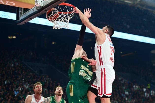 EuroLeague Basketball, Panathinaikos AKTOR Athens vs Olympiacos Piraeus - Kostas Papanikolaou, 16 of Olympiacos Piraeus in action during the EuroLeague Regular Season Round 19 match between Panathinaikos Aktor Athens and Olympiacos Piraeus at Telekom Center Athens on January 02, 2026 in Athens, Greece. ATHENS Greece Copyright: xOnexInchxProductionsx 6797574
