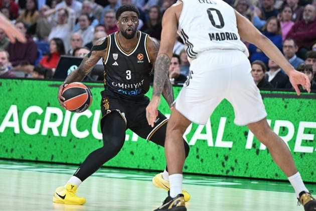 January 2, 2026, Madrid, Spain: Dwayne Bacon of Dubai Basketball during the Turkish Airlines EuroLeague game between Real Madrid and Dubai Basketball at the Movistar Arena Real Madrid victory 107-93 Madrid Spain - ZUMAs197 20260102_aaa_s197_098 Copyright: xAtilanoxGarciax
