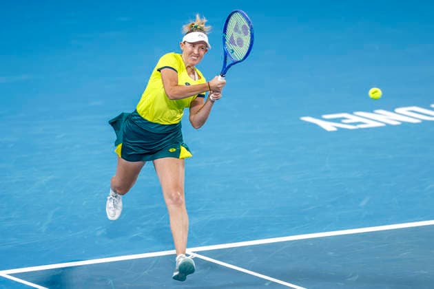 TENNIS UNITED CUP SYDNEY, Storm Hunter of Team Australia plays a backhand in her Group D singles match against Malene Helgo of Team Norway during day two of the 2026 United Cup at Ken Rosewall Arena in Sydney, Saturday, January 3, 2026. ( NO ARCHIVING, EDITORIAL USE ONLY SYDNEY NEW SOUTH WALES AUSTRALIA  Copyright: xMARKxEVANSx 20260103153742150309