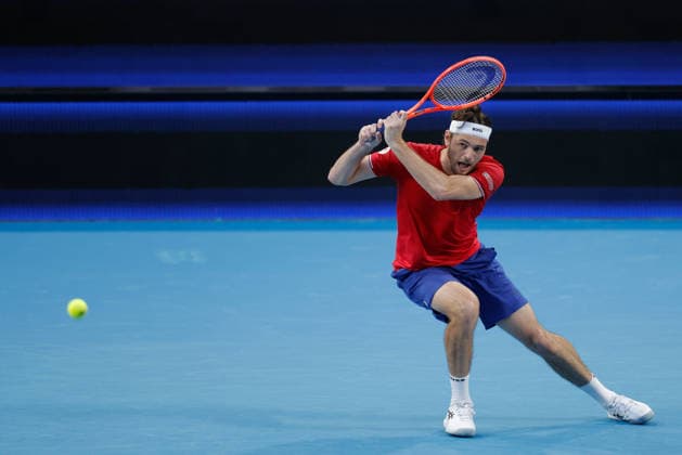 TENNIS UNITED CUP PERTH, Taylor Fritz of the USA in action against Sebastian Baez of Argentina during the United Cup day two match between the USA and Argentina at RAC Arena in Perth, Saturday, January 3, 2026. ( NO ARCHIVING, EDITORIAL USE ONLY PERTH WESTERN AUSTRALIA AUSTRALIA  Copyright: xRICHARDxWAINWRIGHTx 20260103134005105081