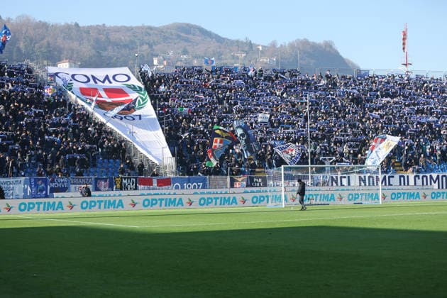 ComoÕs Como supporters during the Serie A soccer match between Como and Udinese at the Giuseppe Sinigaglia stadium in Como, north Italy - January 3, 2026 - Soccer.  Copyright: xAntonioxSaiai LaPressex
