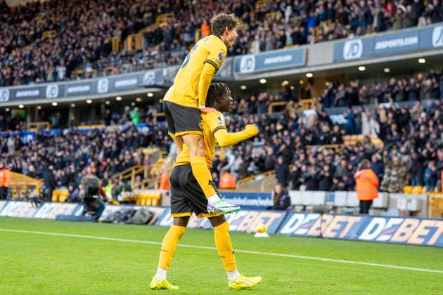 Wolverhampton Wanderers v West Ham United, Premier League Wolverhampton Wanderers midfielder Mateus ManÃ (36) scores a GOAL 3-0 and celebrates with Wolverhampton Wanderers defender Hugo Bueno (3) during the Wolverhampton Wanderers v West Ham United Premier League match at Molineux Stadium, Wolverhampton, England on 3 January 2026 Credit: Alex Young Every Second Media Editorial use only. All images are copyright Every Second Media Limited. No images may be reproduced without prior permission. All rights reserved. Premier League and Football League images are subject to licensing agreements with Football DataCo Limited. see https: www.football-dataco.com Copyright: xIMAGO EveryxSecondxMediax ESM-1733-0055 AlexxYoungx xEveryxSecondxMediax