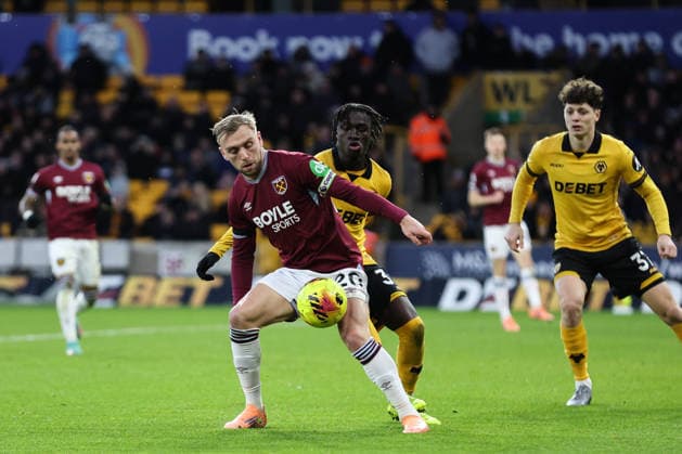 Wolverhampton, England, 3rd January 2026. Jarrod Bowen of West Ham United controls the ball during the Wolverhampton Wanderers vs West Ham United Premier League match at Molineux, Wolverhampton. Picture credit should read: Gareth Evans Sportimage EDITORIAL USE ONLY. No use with unauthorised audio, video, data, fixture lists, club league logos or live services. Online in-match use limited to 120 images, no video emulation. No use in betting, games or single club league player publications. SPI_046_GE_WOL_vs_WHU SPI-4427-0040