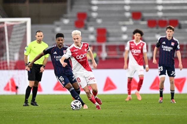 AS Monaco v Olympique Lyonnais - Ligue 1 McDonald s 2025 2026 16 ABNER VINICIUS (ol) - 10 Aleksandr GOLOVIN (asm) during the Ligue 1 McDonald s match between Monaco and Lyon at Stade Louis II on January 3, 2026 in Monaco, Monaco. Monaco Monaco  Copyright: xFEPx 776348239